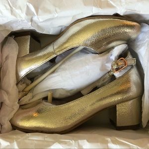 NWT Ruby & Bloom Shoes